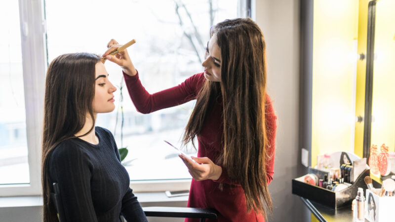 Beauty Parlour Near Me – Find a Professional Beauty Parlour for Your Beauty Needs