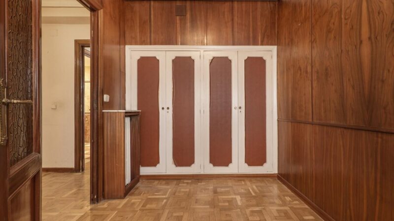 How to Pick the Best Wooden Moulding for Any Room